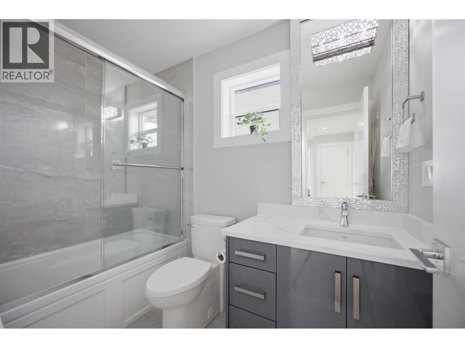 7835 12th Avenue, Burnaby, British Columbia  V3N 2K6 - Photo 32 - R3153172