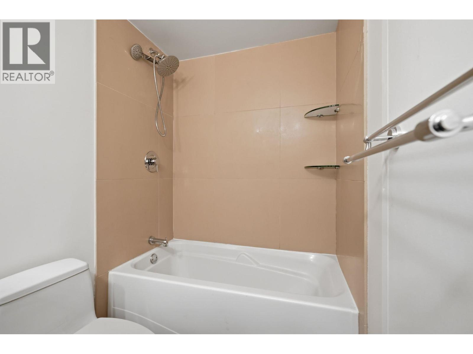 210 466 E Eighth Avenue, New Westminster, British Columbia  V3L 4L2 - Photo 17 - R3153197