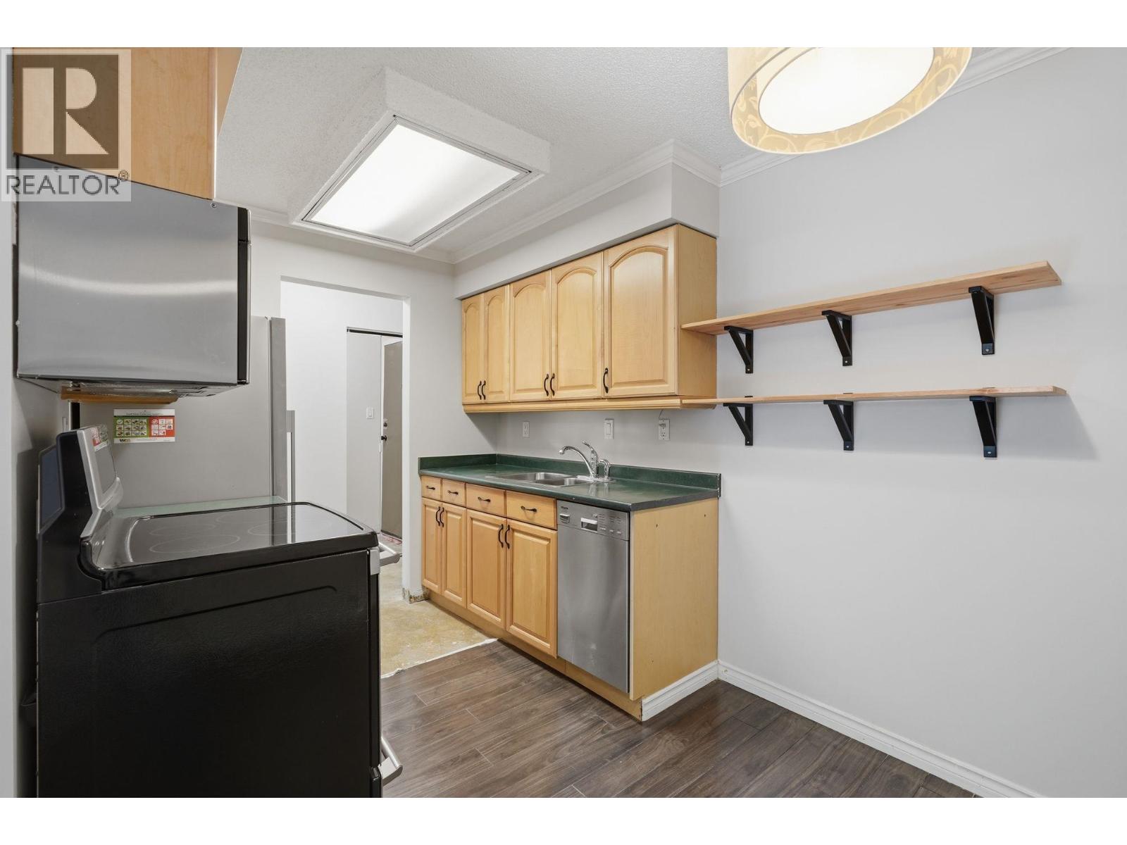 210 466 E Eighth Avenue, New Westminster, British Columbia  V3L 4L2 - Photo 8 - R3153197