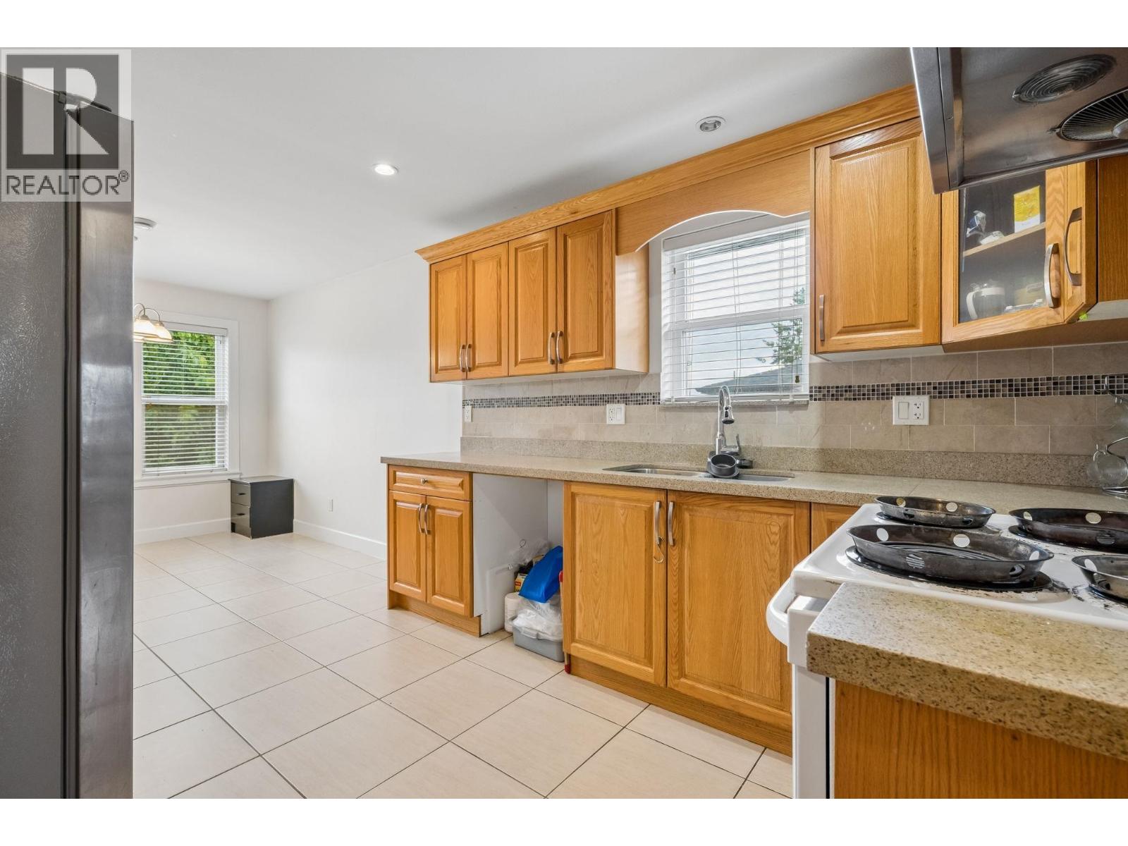 3795 Fleming Street, Vancouver, British Columbia V5N 3W1 - Photo 10 - R3153199