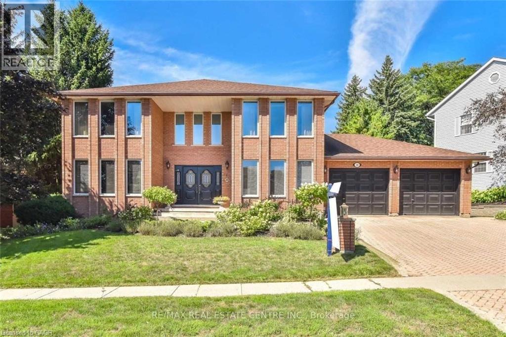 28 WALNUT Drive, Guelph, Ontario