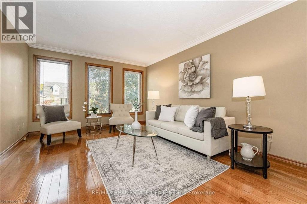 28 Walnut Drive, Guelph, Ontario  N1E 4B3 - Photo 11 - 40853700