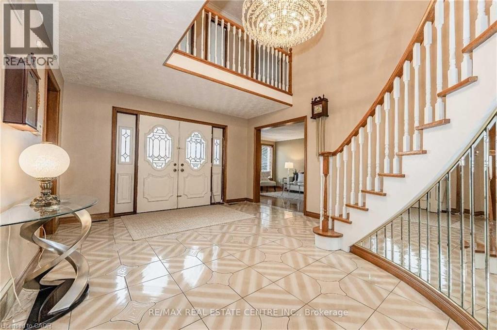 28 Walnut Drive, Guelph, Ontario  N1E 4B3 - Photo 20 - 40853700