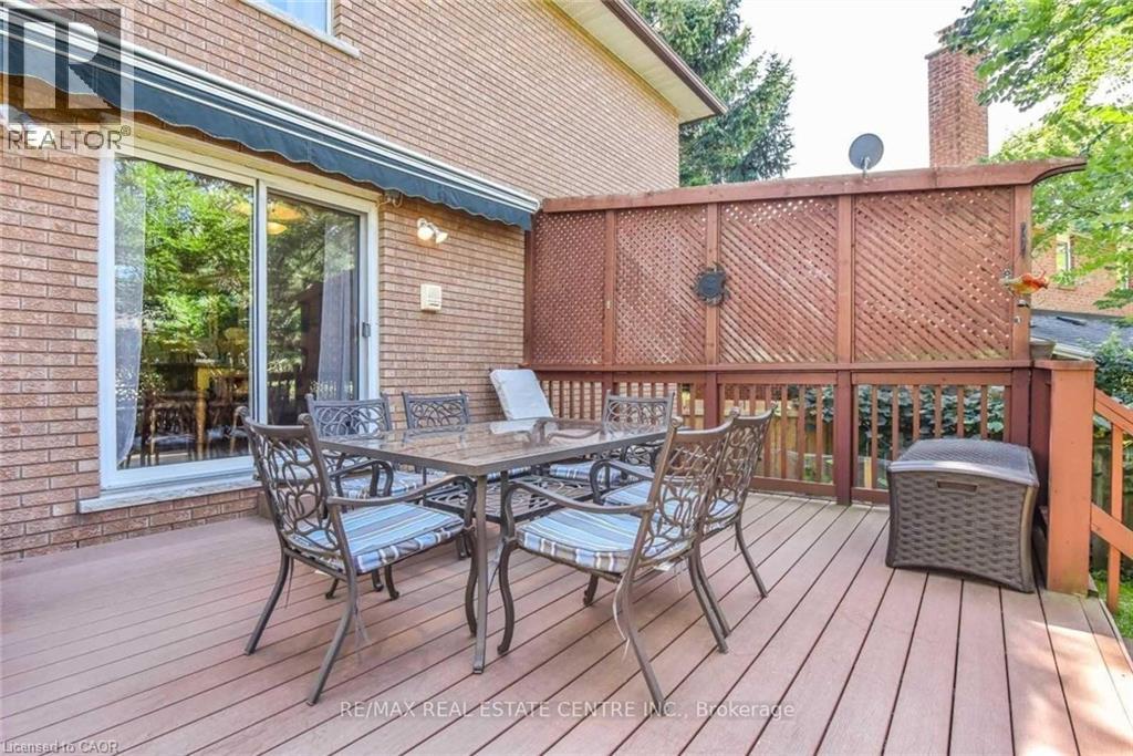 28 Walnut Drive, Guelph, Ontario  N1E 4B3 - Photo 3 - 40853700