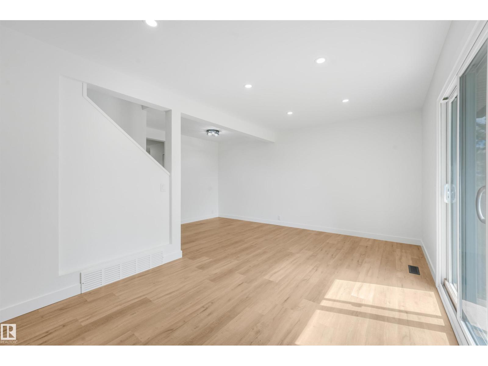 #39 14511 52 St Nw, Edmonton, Alberta  T5A 4M6 - Photo 29 - E4502268