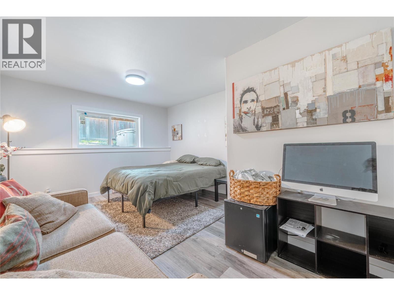 703 Center Street, Revelstoke, British Columbia  V0E 2S0 - Photo 39 - 10392938