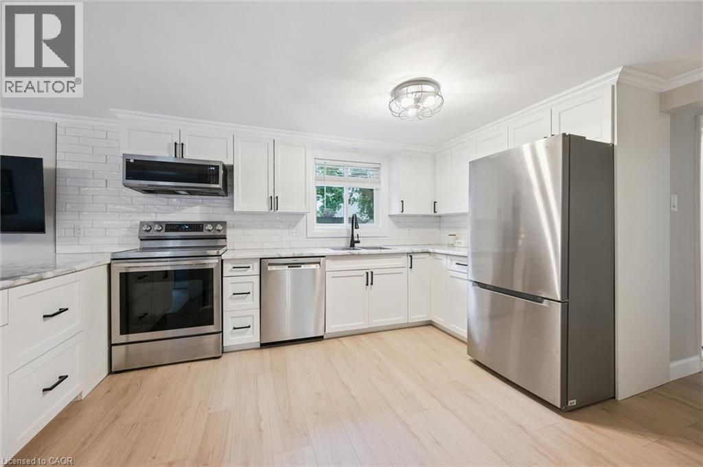 26 Market Street, Kitchener, Ontario  N2K 1H2 - Photo 3 - 40851847