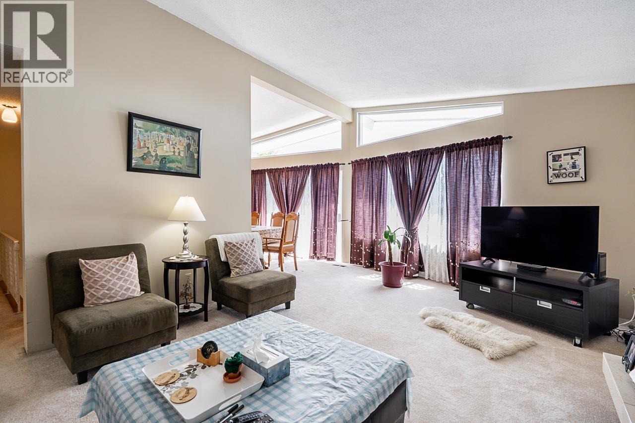 8571 Greenfield Drive, Richmond, British Columbia V7A 4M2 - Photo 5 - R3152965
