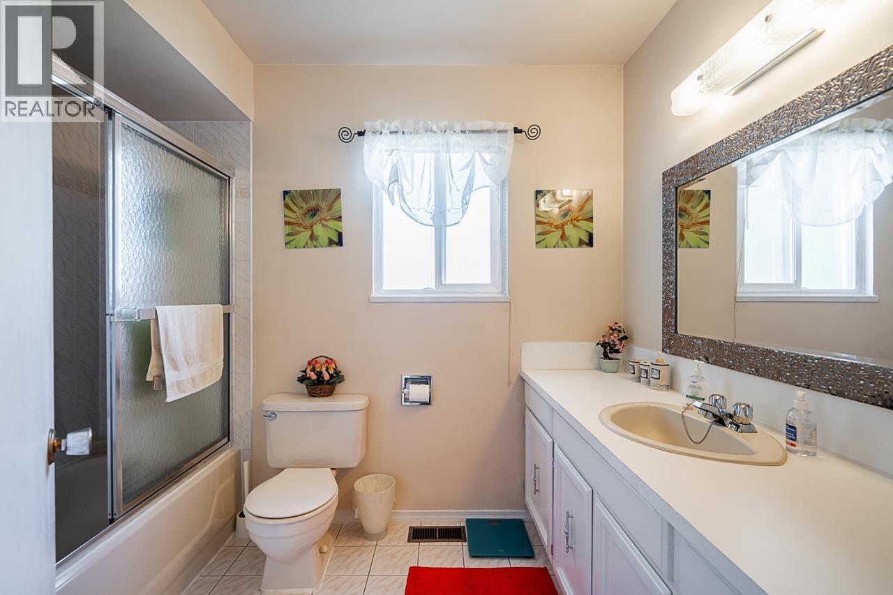 8571 Greenfield Drive, Richmond, British Columbia V7A 4M2 - Photo 21 - R3152965