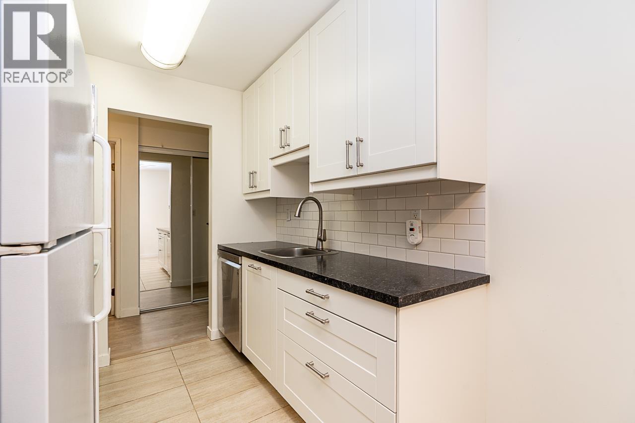211 9101 Horne Street, Burnaby, British Columbia  V3N 4M3 - Photo 9 - R3153093