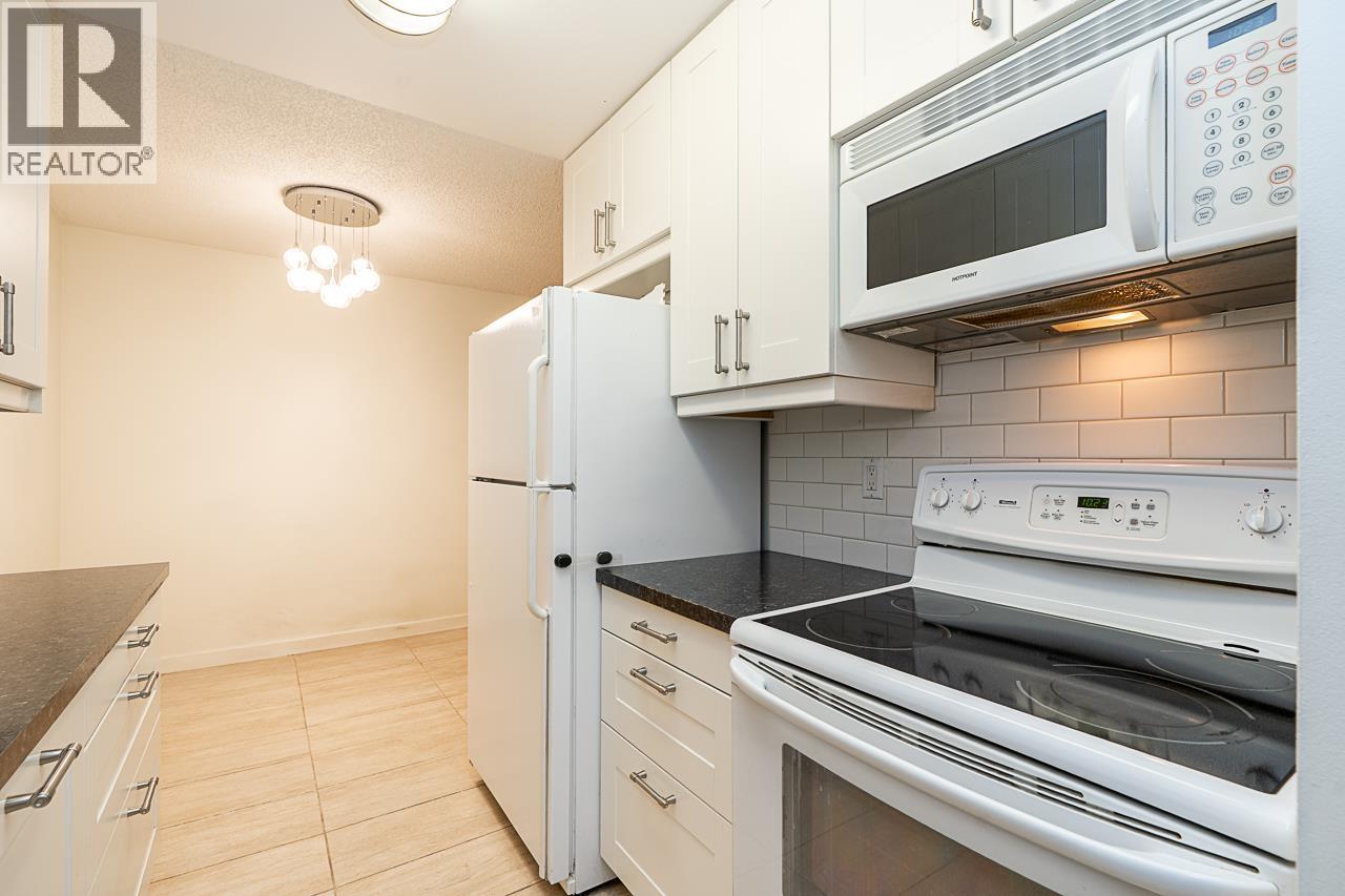 211 9101 Horne Street, Burnaby, British Columbia  V3N 4M3 - Photo 7 - R3153093