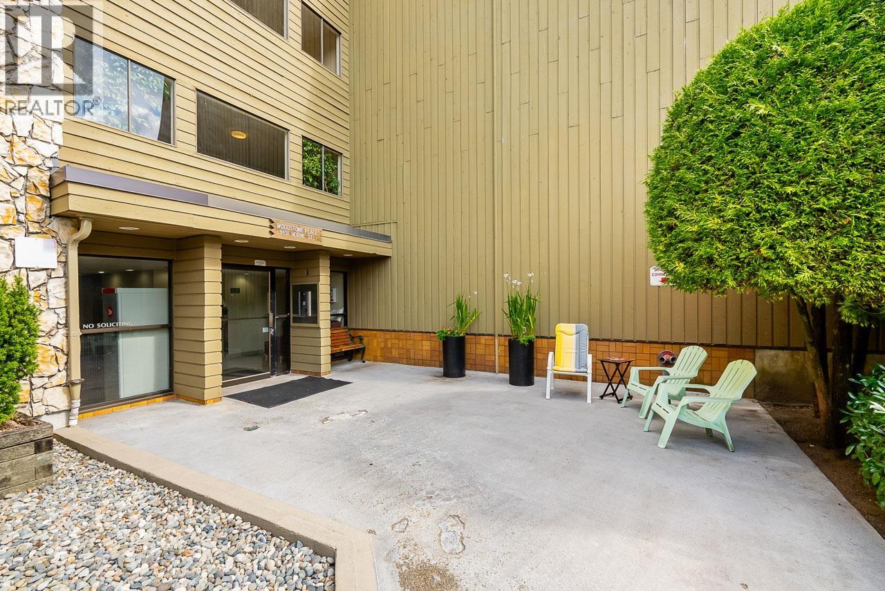 211 9101 Horne Street, Burnaby, British Columbia  V3N 4M3 - Photo 2 - R3153093