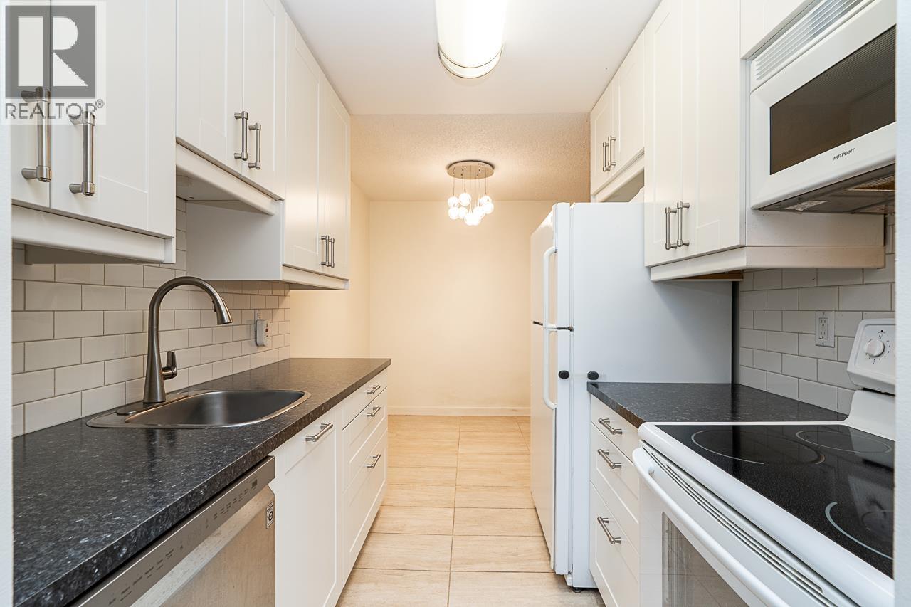 211 9101 Horne Street, Burnaby, British Columbia  V3N 4M3 - Photo 6 - R3153093