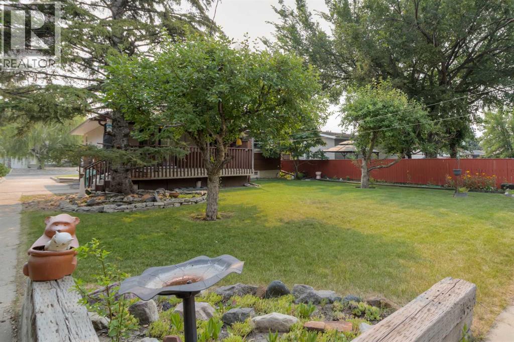1218 18 Street N, Lethbridge, Alberta  T1H 3H6 - Photo 34 - A2331568
