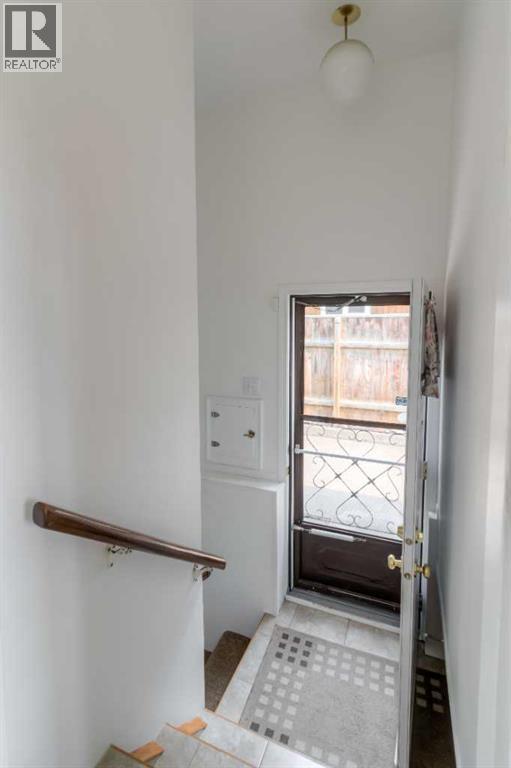 1218 18 Street N, Lethbridge, Alberta  T1H 3H6 - Photo 18 - A2331568