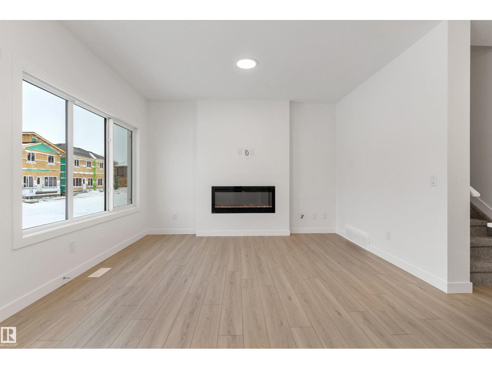 913 19 Av Nw, Edmonton, Alberta  T6T 2X4 - Photo 9 - E4502271