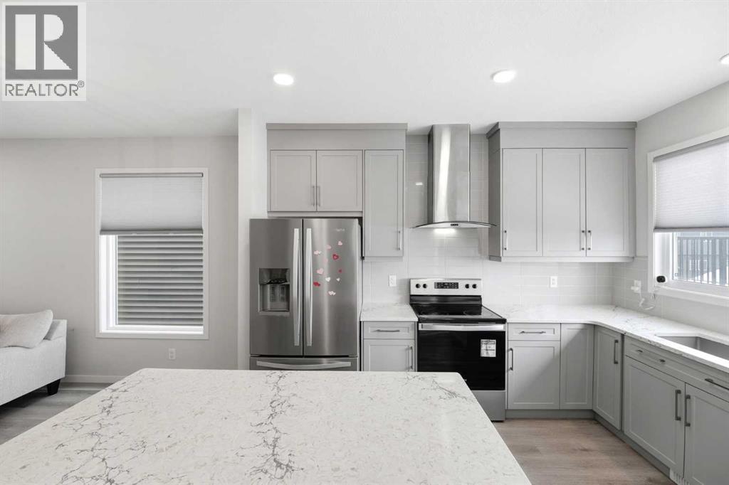 34 Aquila Way NW, Calgary, Alberta  T3R 1Z6 - Photo 10 - A2325921