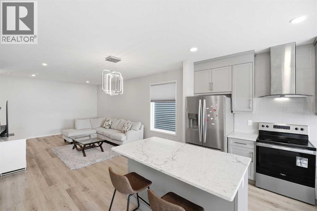 34 Aquila Way NW, Calgary, Alberta  T3R 1Z6 - Photo 11 - A2325921