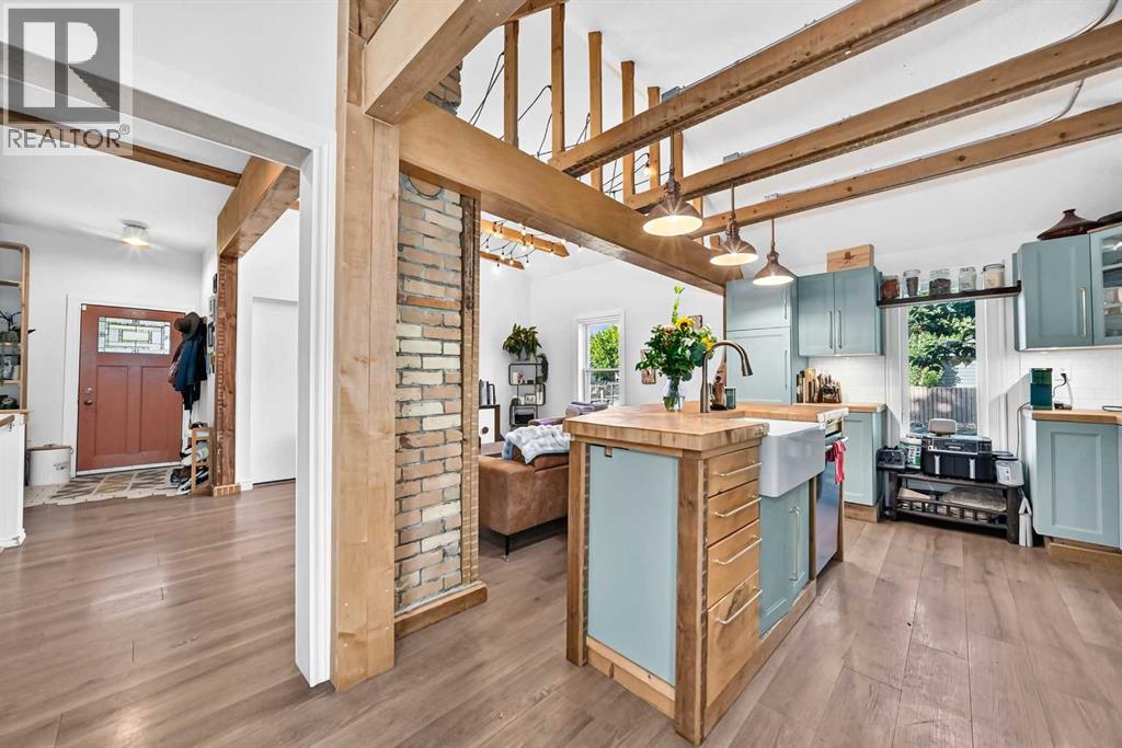 43 New Street SE, Calgary, Alberta  t2x 3x8 - Photo 9 - A2330954