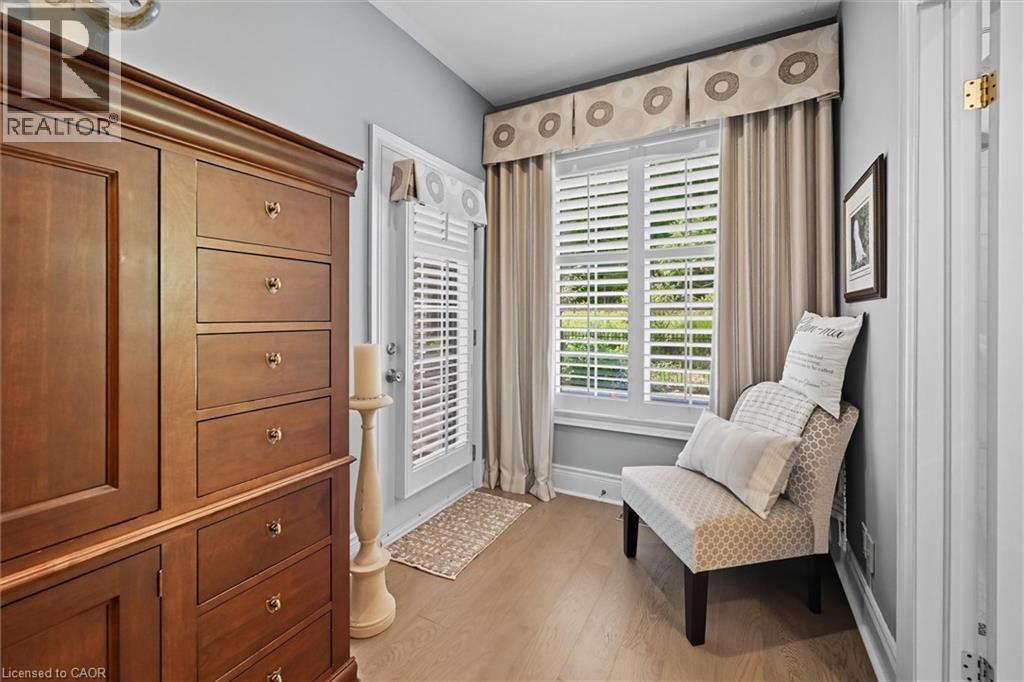 1109 Forestvale Drive, Burlington, Ontario  L7P 4W3 - Photo 8 - 40853643