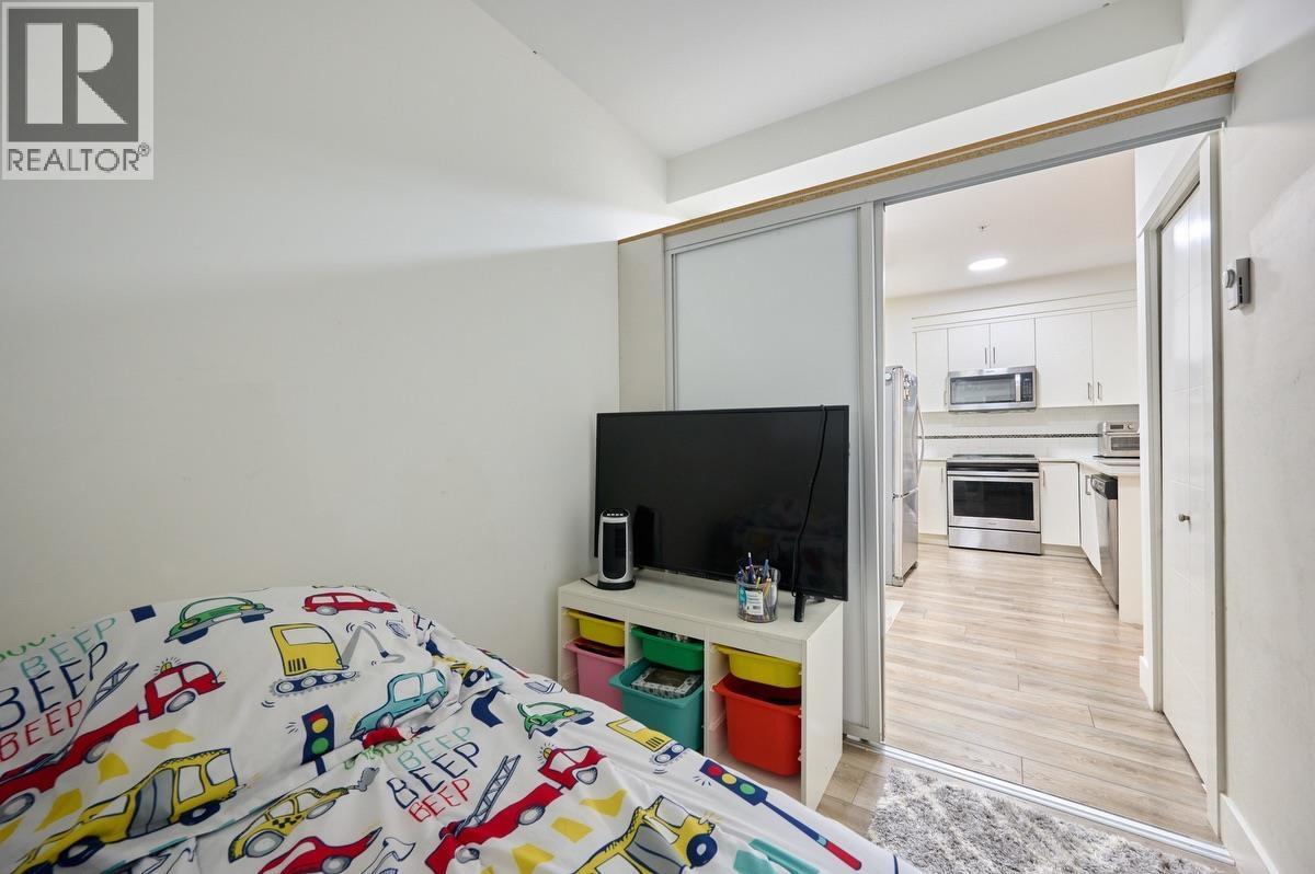 305 22577 Royal Crescent, Maple Ridge, British Columbia V2X 2M2 - Photo 18 - R3153186