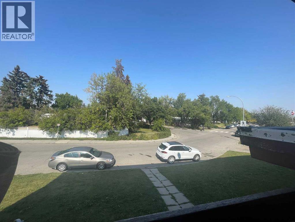 733 44 Avenue NW, Calgary, Alberta  T2K 0J5 - Photo 23 - A2335104