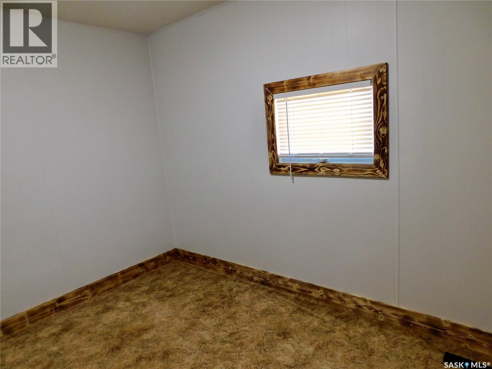 40 Edouard Beaupre Street, Willow Bunch, Saskatchewan  S0H 4K0 - Photo 22 - SK044430