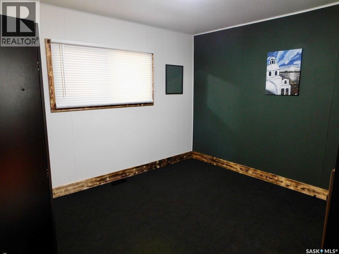 40 Edouard Beaupre Street, Willow Bunch, Saskatchewan  S0H 4K0 - Photo 18 - SK044430