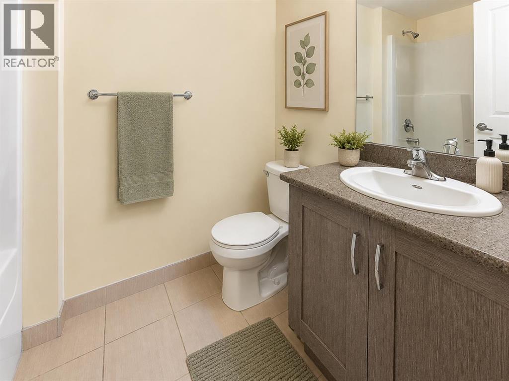 706, 30 Brentwood Common NW, Calgary, Alberta  T2L 2L8 - Photo 11 - A2305979