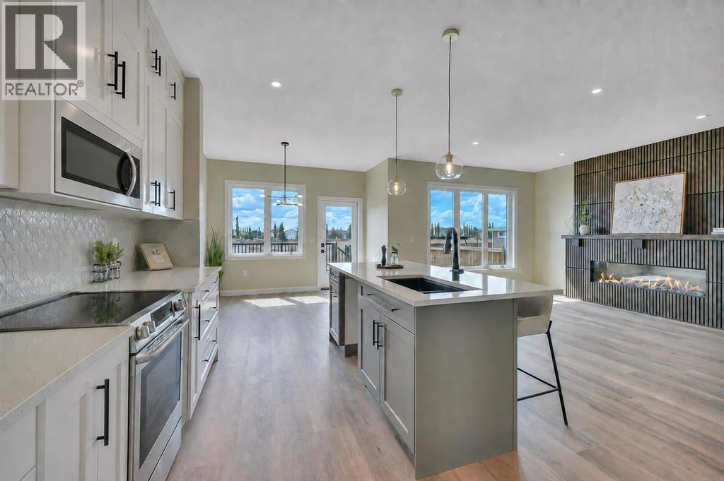 153 Norseman Close, Penhold, Alberta  T4G 0G5 - Photo 14 - A2332683