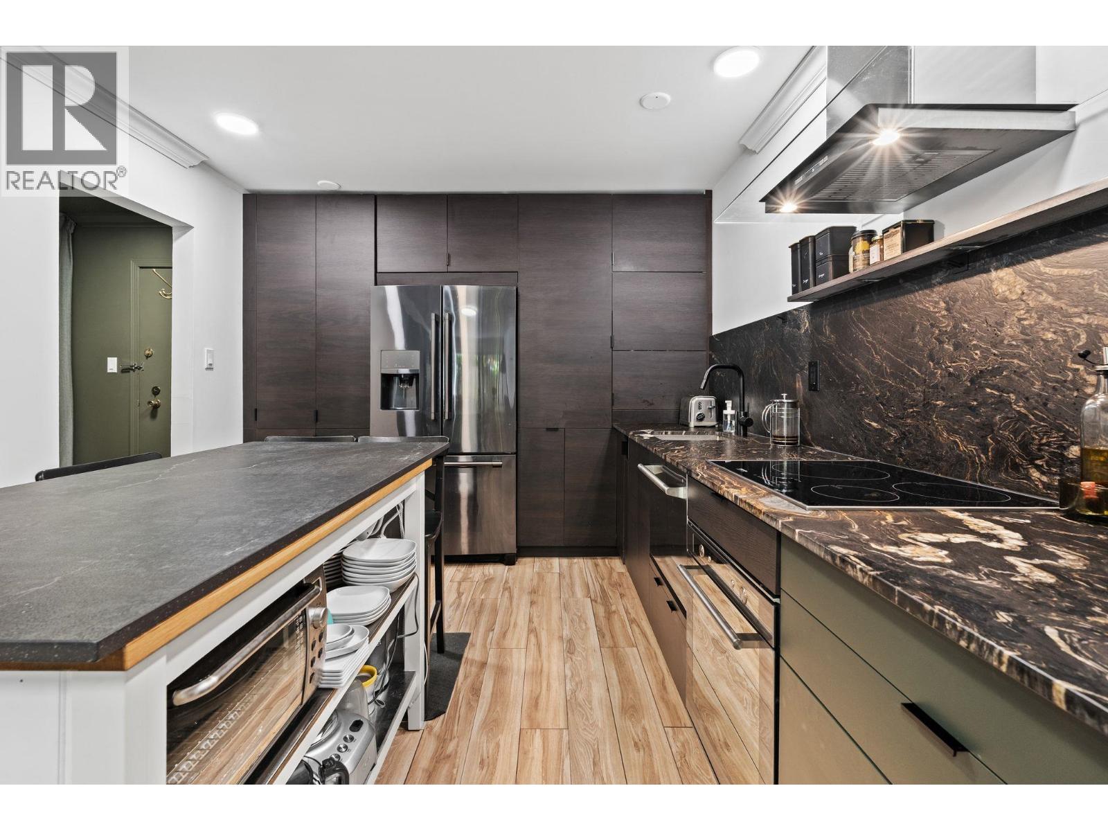 106 1710 W 13th Avenue, Vancouver, British Columbia V6J 2H1 - Photo 2 - R3153191