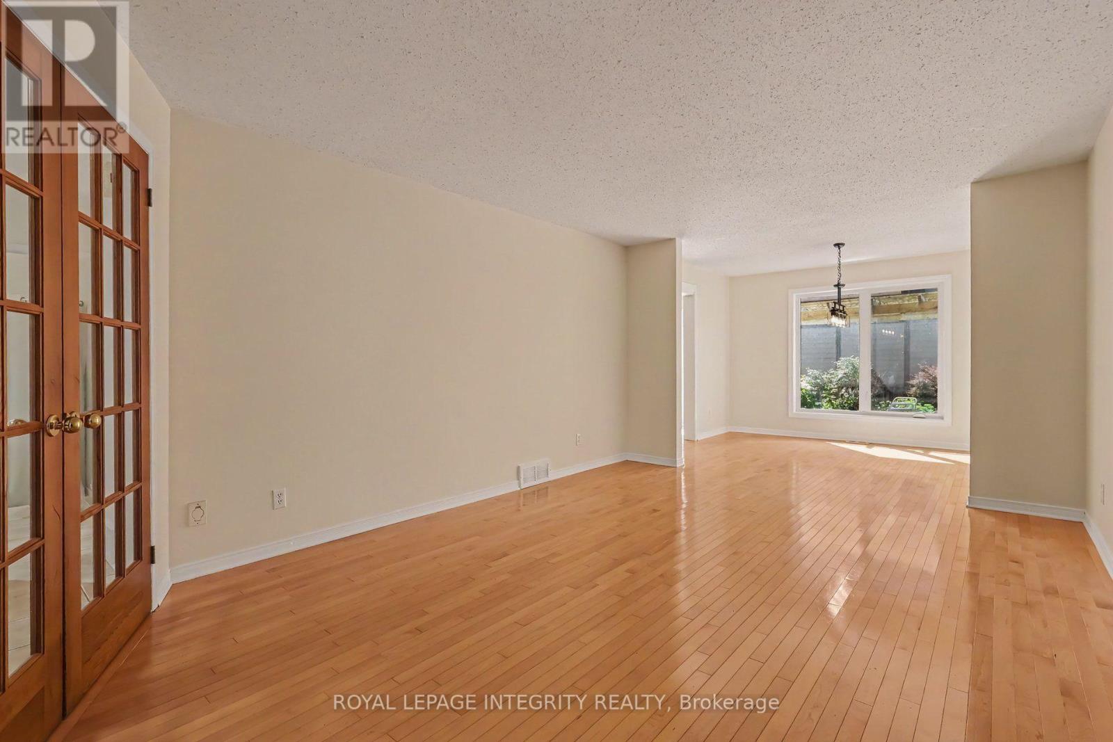 7012 Notre Dame Street, Ottawa, Ontario K1C 1H7 - Photo 3 - X13642742