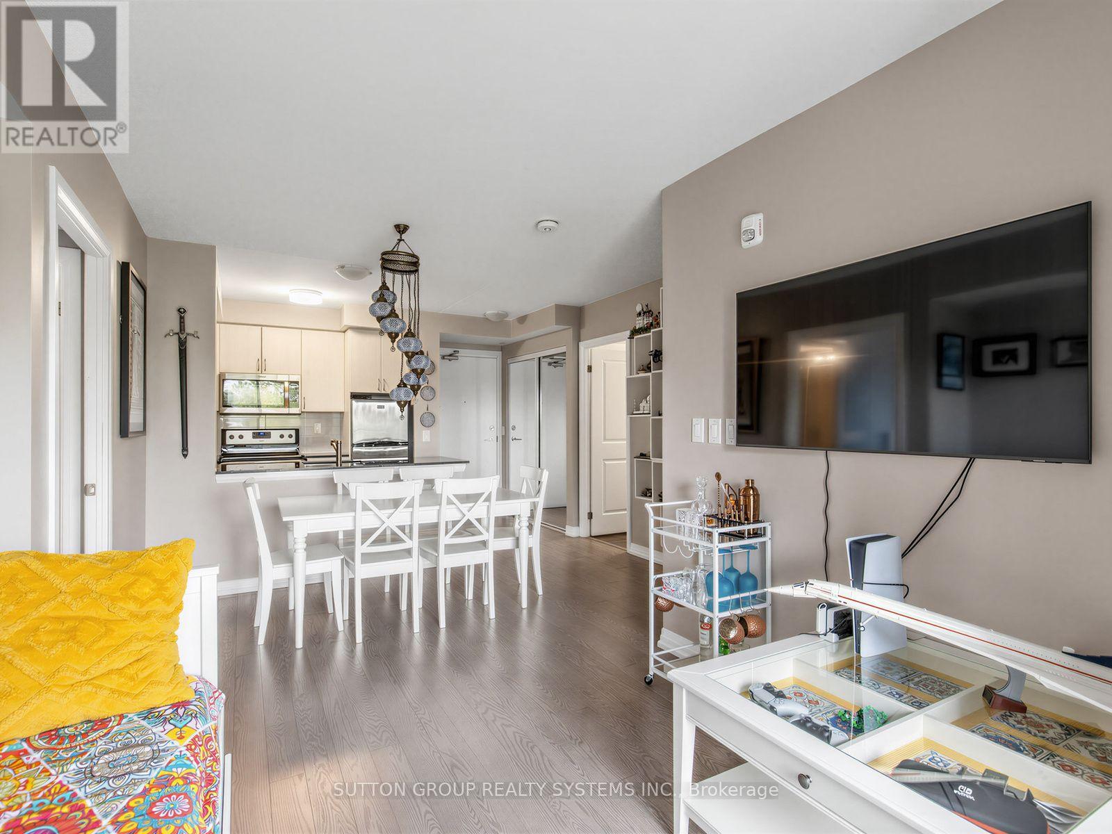 502 - 741 Sheppard Avenue W, Toronto, Ontario  M3H 0C9 - Photo 11 - C13642750