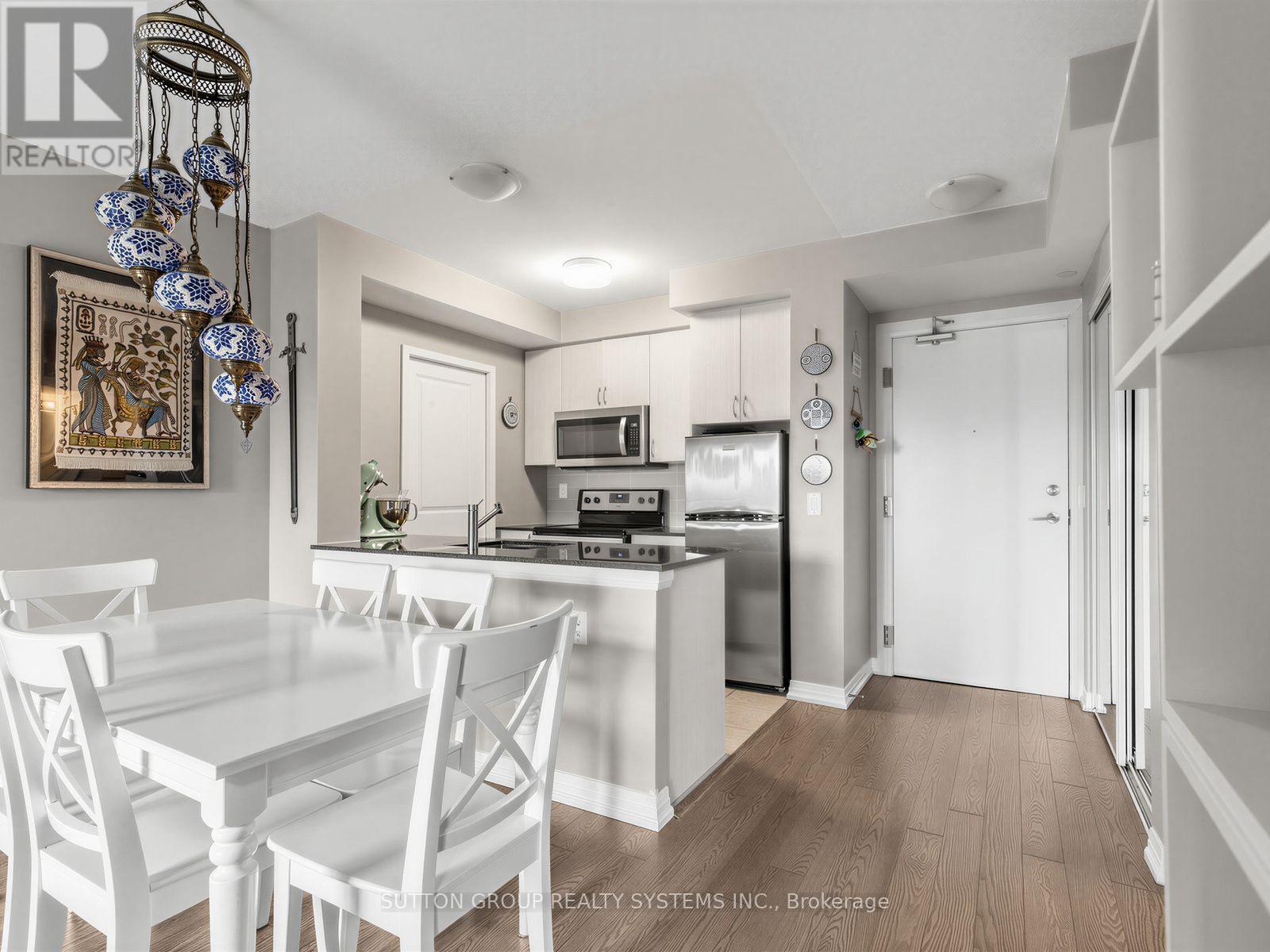 502 - 741 Sheppard Avenue W, Toronto, Ontario  M3H 0C9 - Photo 3 - C13642750