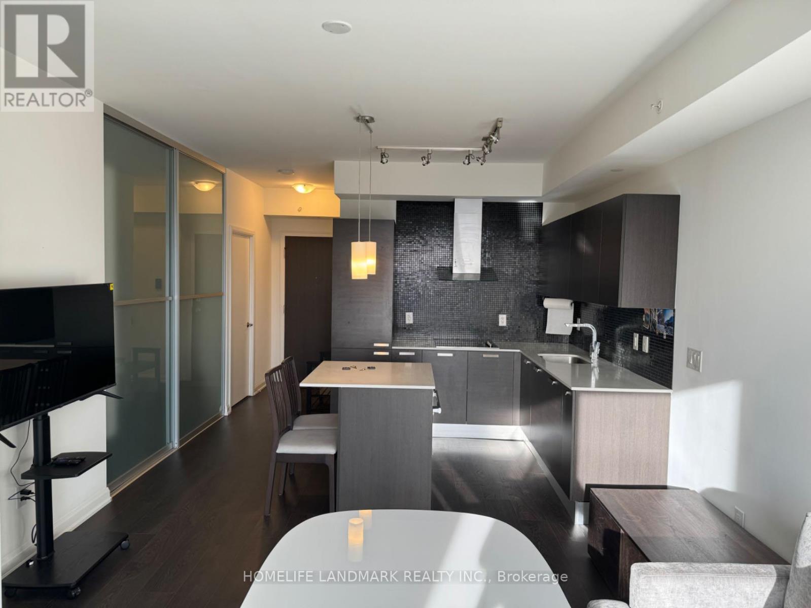 3204 - 11 Bogert Avenue, Toronto, Ontario  M2N 0H4 - Photo 3 - C13642782