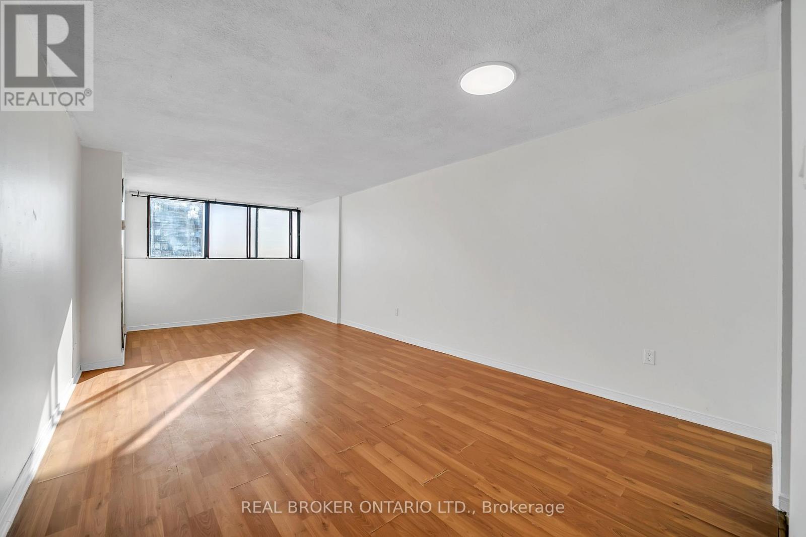 810 - 10 Tapscott Road, Toronto, Ontario M1B 3L9 - Photo 10 - E13642772