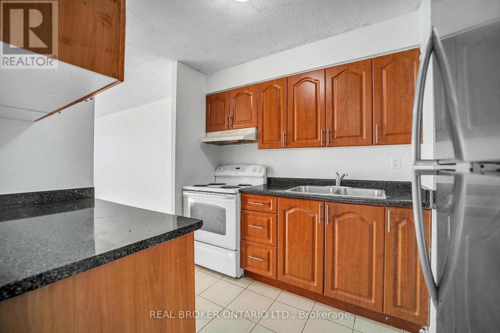 810 - 10 Tapscott Road, Toronto, Ontario M1B 3L9 - Photo 6 - E13642772