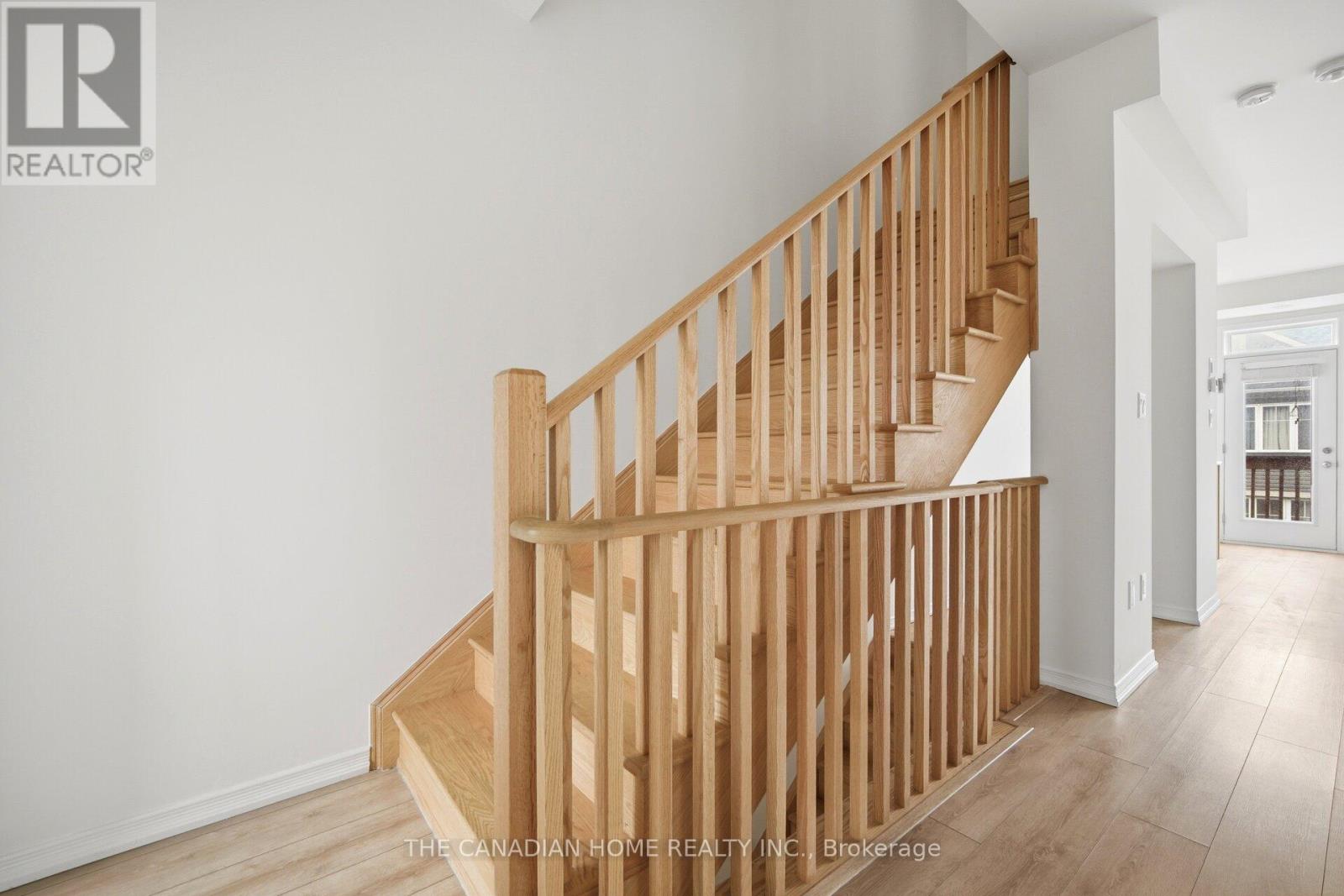 99 Danzatore Path, Oshawa, Ontario  L1L 0P9 - Photo 21 - E13642792