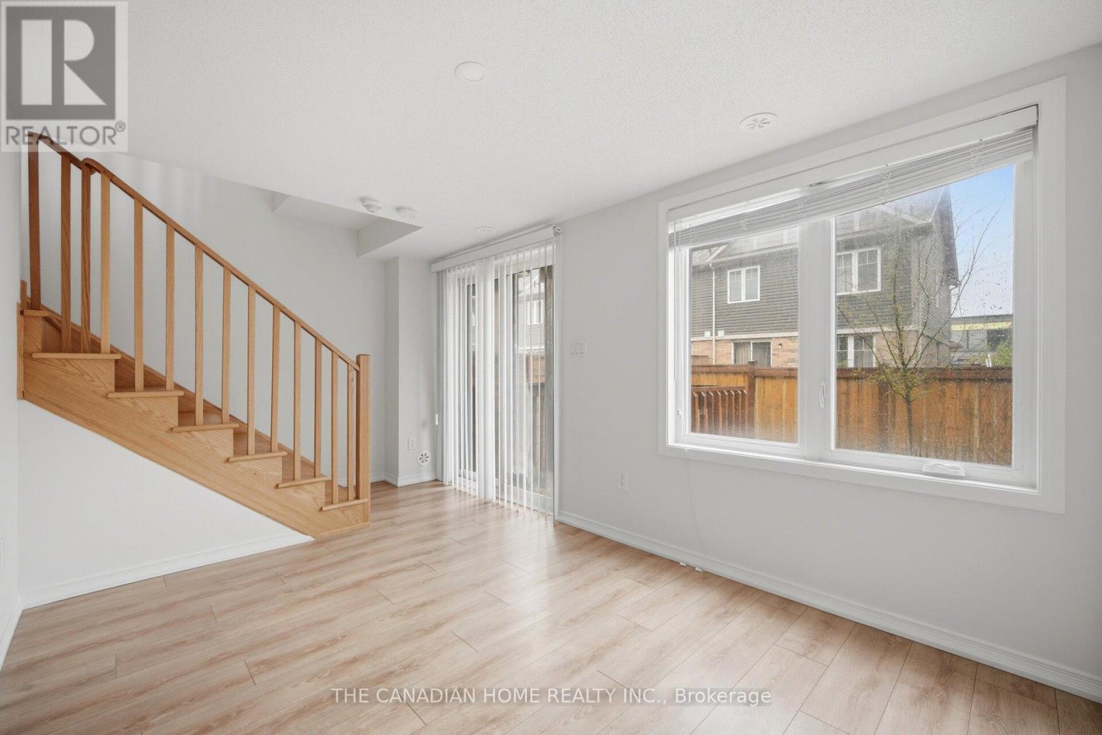 99 Danzatore Path, Oshawa, Ontario  L1L 0P9 - Photo 37 - E13642792