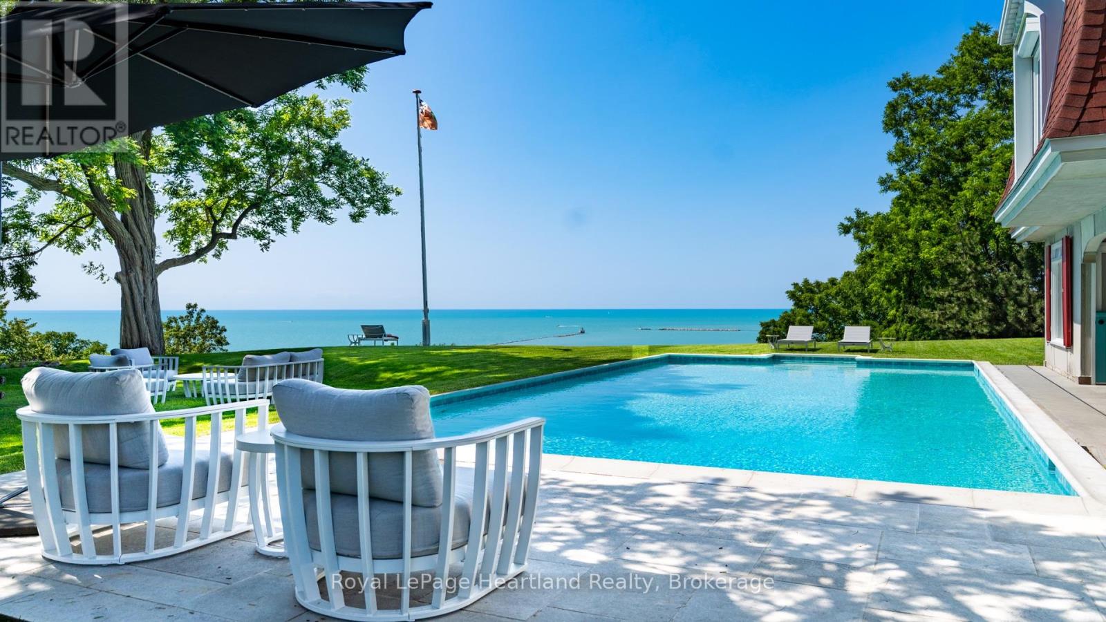 284 ELGIN AVENUE W, Goderich, Ontario