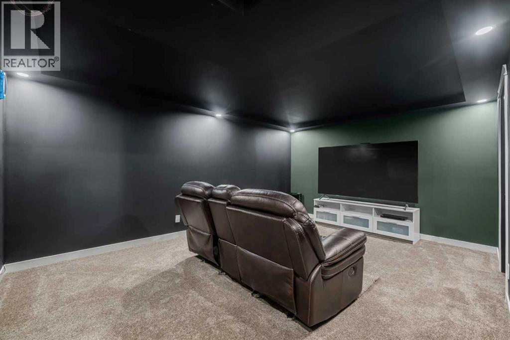 1667 Meadowbrook Drive SE, Airdrie, Alberta  T4A 2A4 - Photo 30 - A2321424