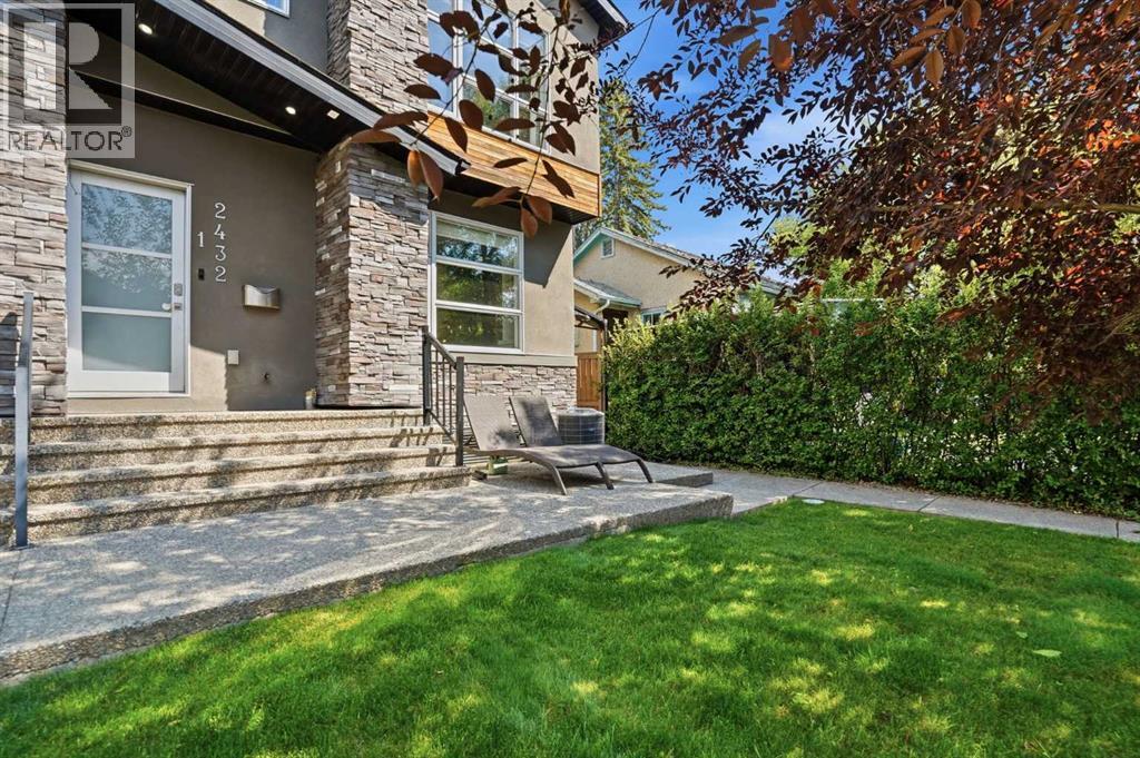 1, 2432 24a Street SW, Calgary, Alberta  T3E 1W1 - Photo 2 - A2334222