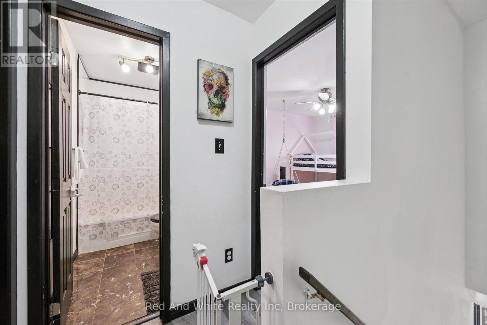 11 - 178 Grulke Street, Kitchener, Ontario  N2A 1T1 - Photo 10 - X13569174