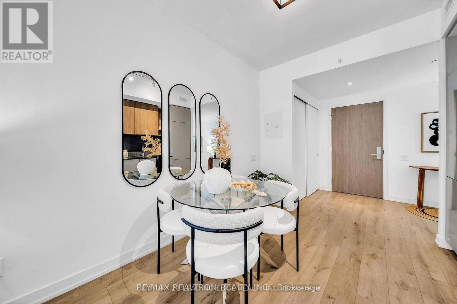 603 - 161 Roehampton Avenue, Toronto, Ontario  M4P 0C8 - Photo 4 - C13641776