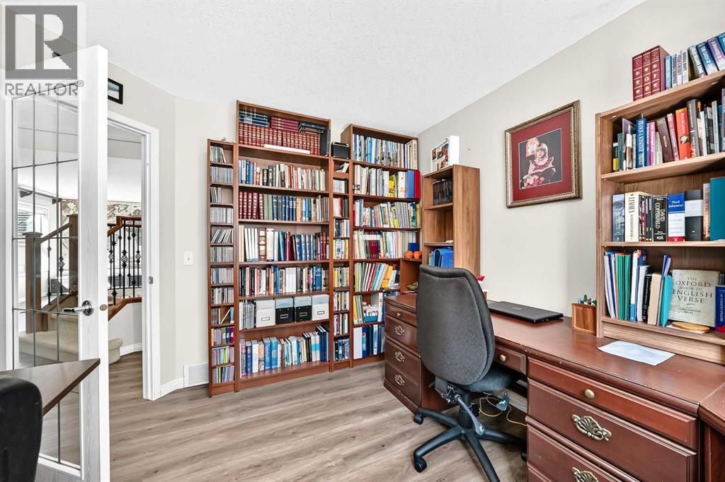 60 Harvest Park Way, Calgary, Alberta  T3K 4K7 - Photo 18 - A2334803
