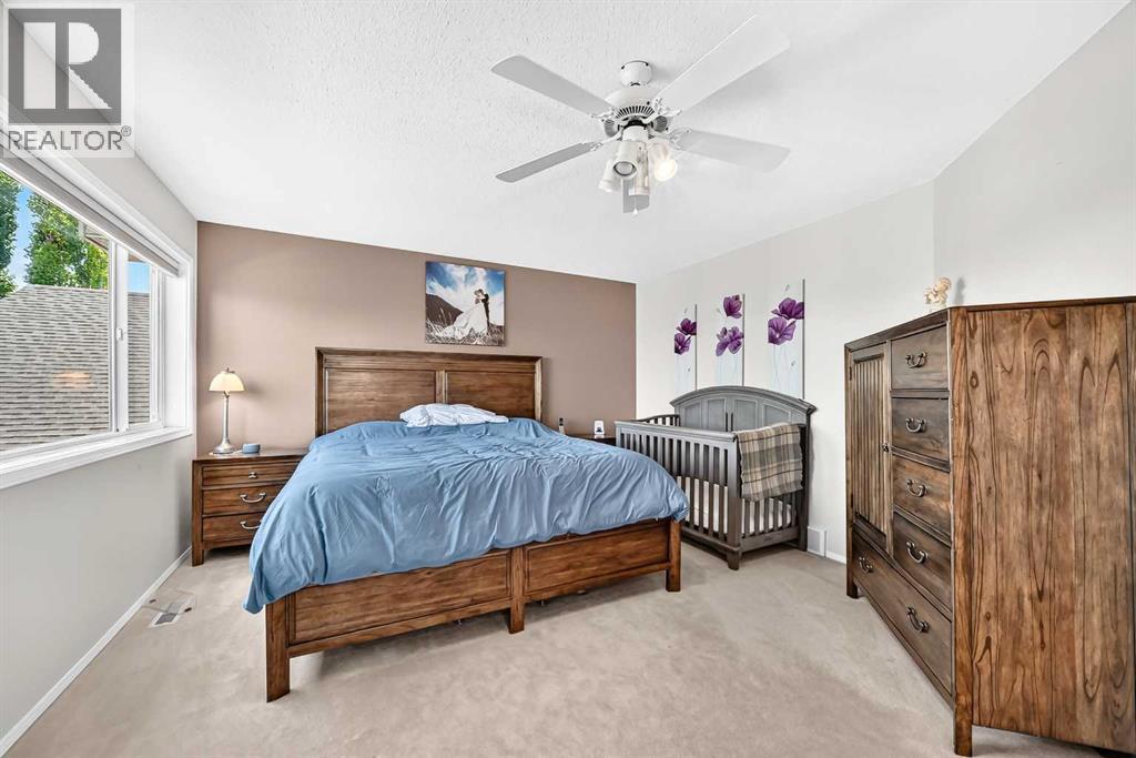 60 Harvest Park Way, Calgary, Alberta  T3K 4K7 - Photo 20 - A2334803