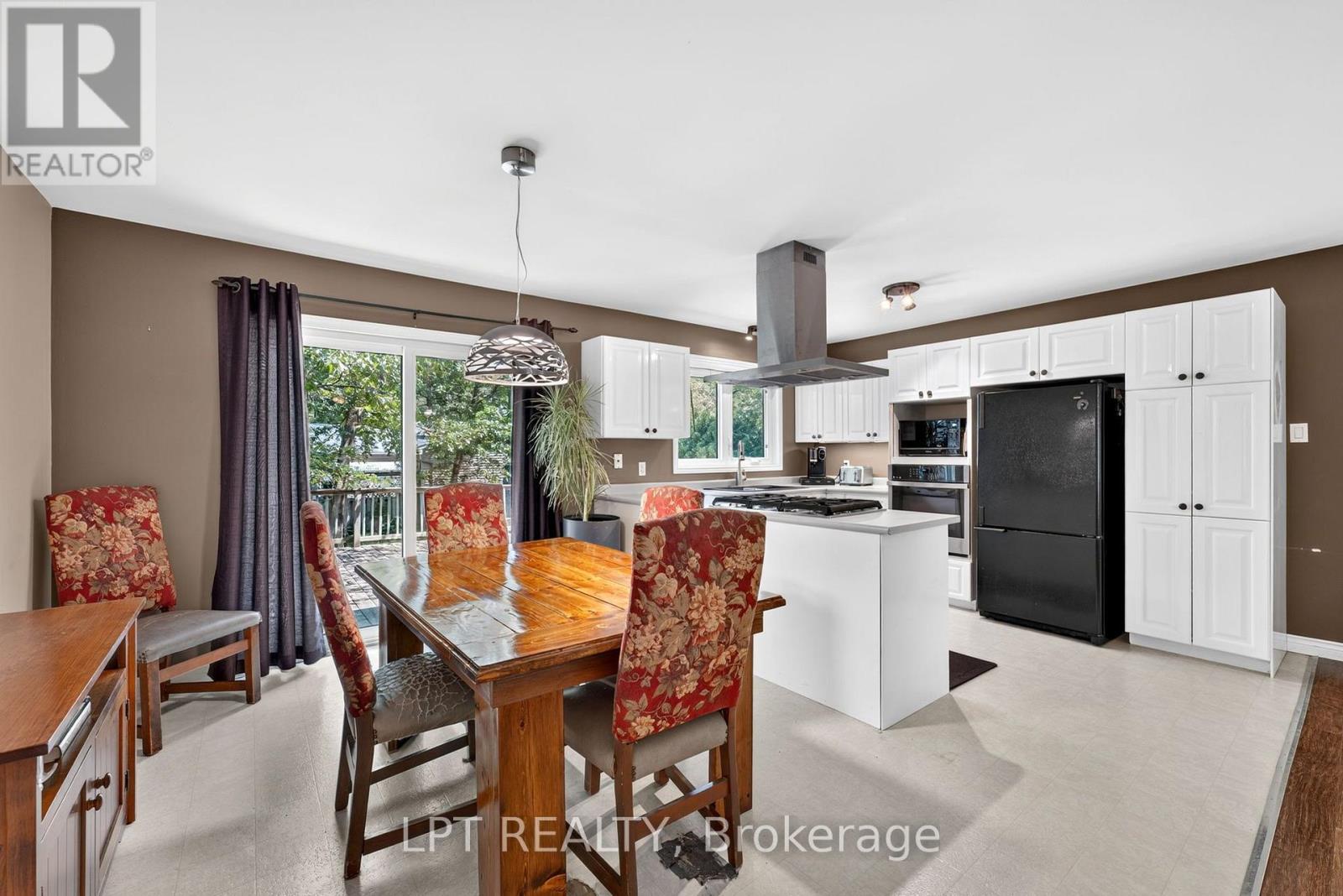 7806 Alfred Crescent, Lambton Shores, Ontario  N0M 2L0 - Photo 15 - X13642816
