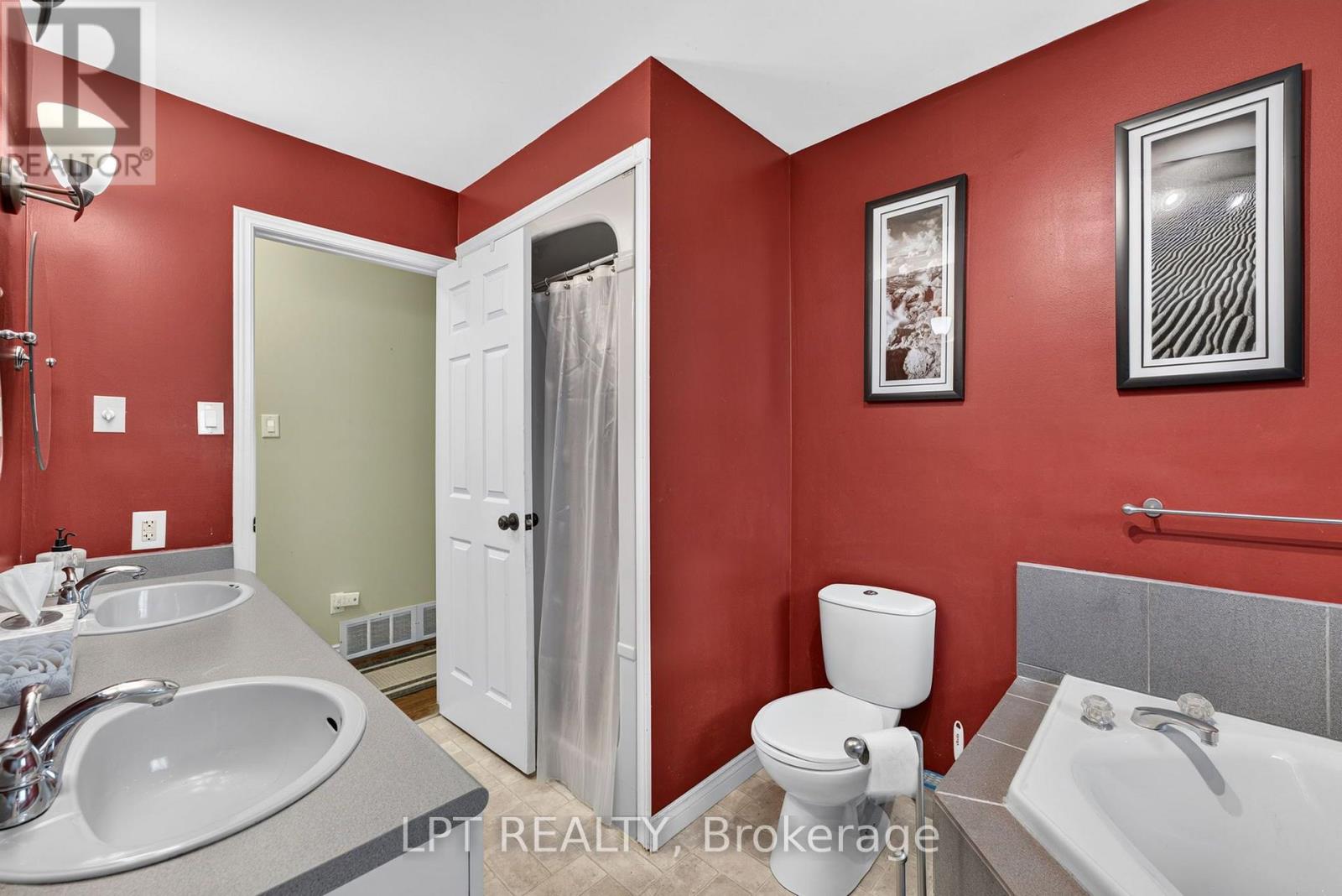 7806 Alfred Crescent, Lambton Shores, Ontario  N0M 2L0 - Photo 29 - X13642816