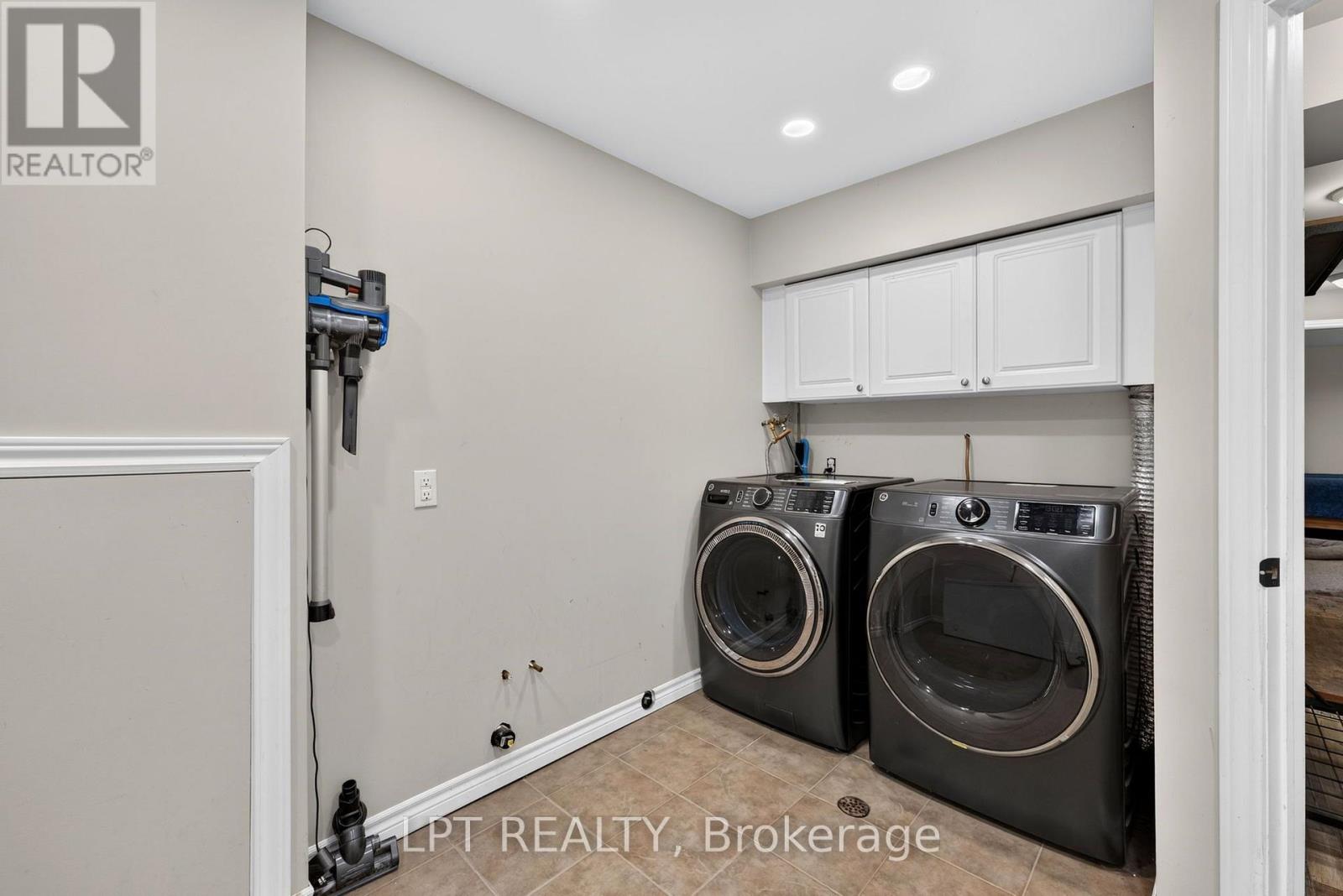 7806 Alfred Crescent, Lambton Shores, Ontario  N0M 2L0 - Photo 36 - X13642816