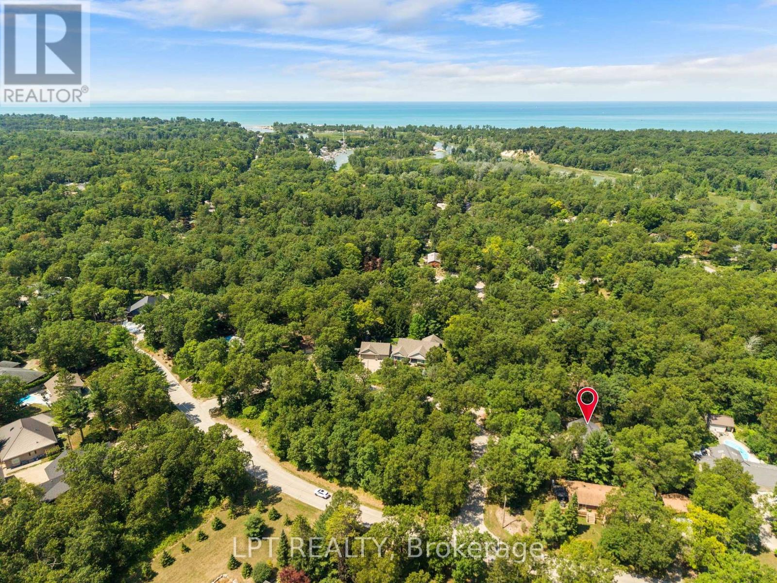 7806 Alfred Crescent, Lambton Shores, Ontario  N0M 2L0 - Photo 6 - X13642816